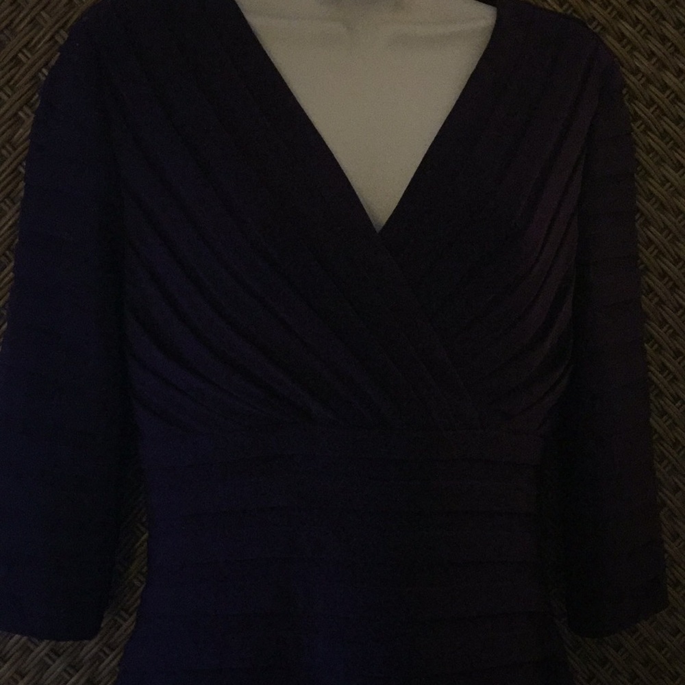Adrianna Papell amazing figure flattering dress - Picture 2 of 5